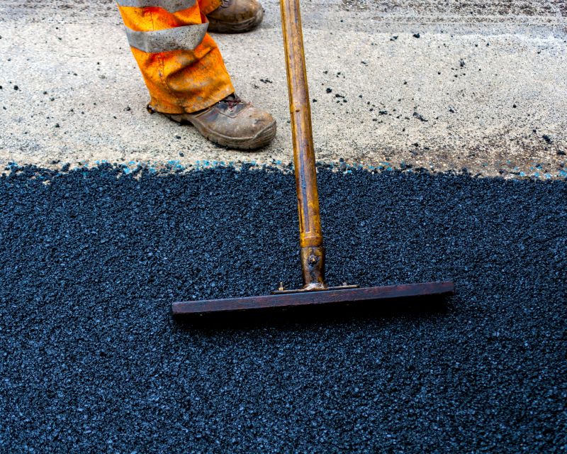 Asphalt Paving Service